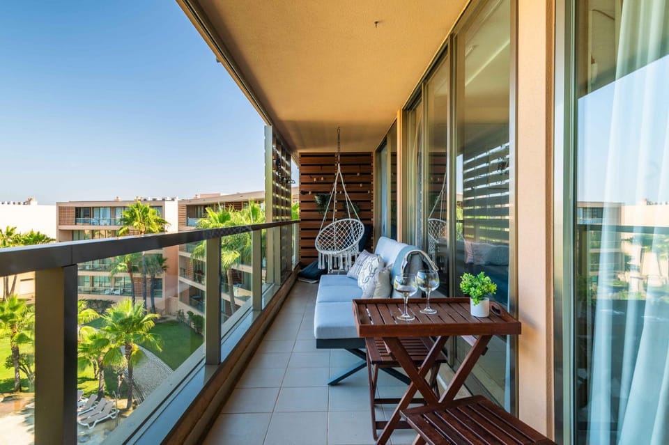 Luxury apartment, beach and swimming pool Apartment in Guia