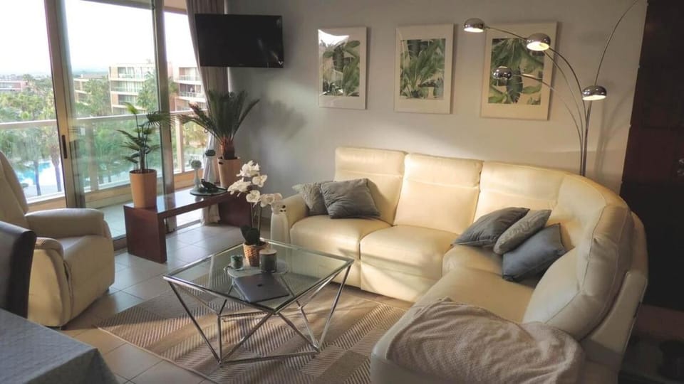 Luxury apartment, beach and swimming pool Apartment in Guia