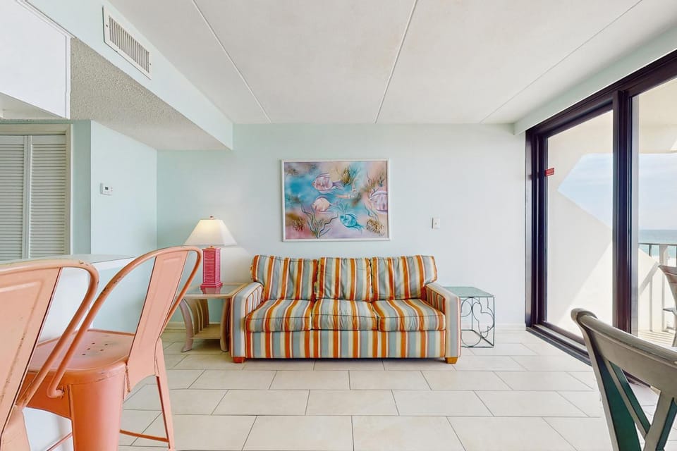 Island Winds East 306 Apartment in West Beach