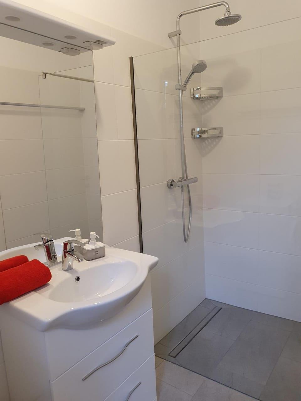 Shower, Bathroom