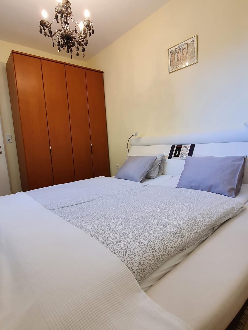 Bed, Bedroom, wardrobe