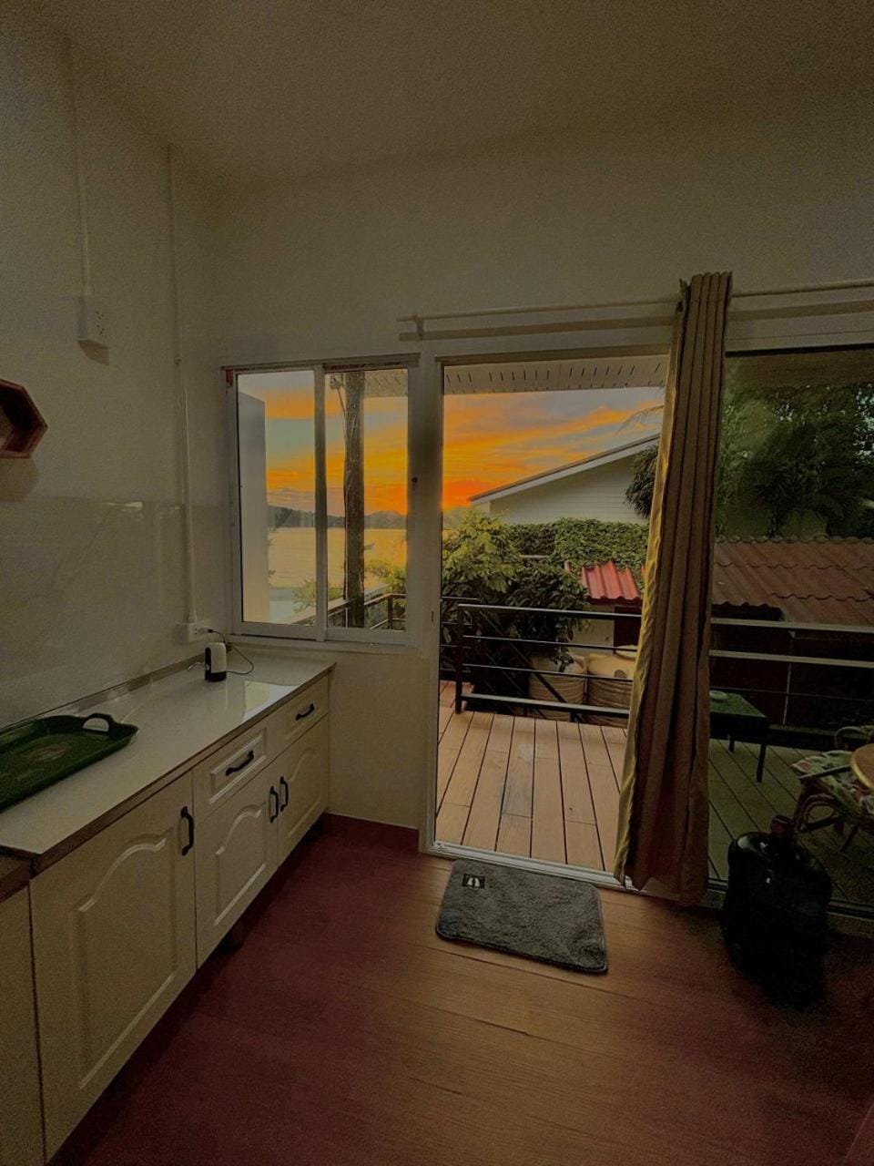 Colibri Beach Resort House in Ban Tai