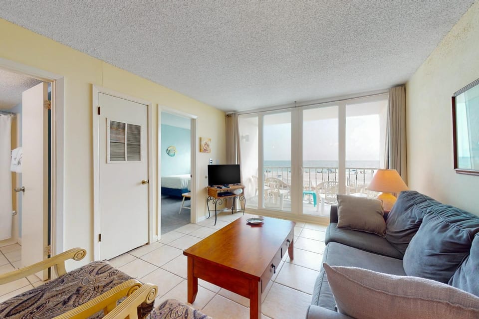 Island Shores 252 Apartment in Gulf Shores