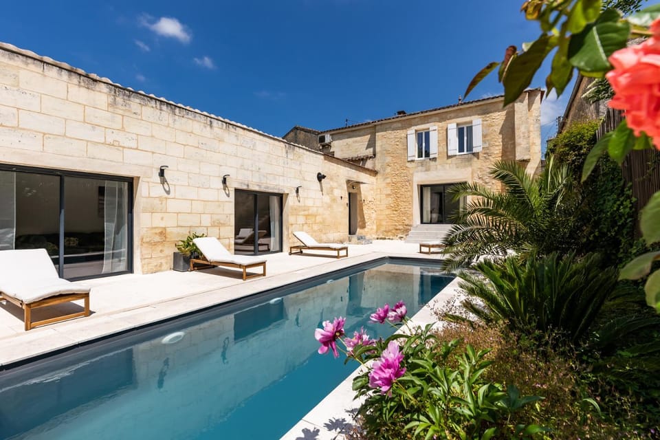 Patio, Day, Garden, Pool view, Swimming pool, sunbed