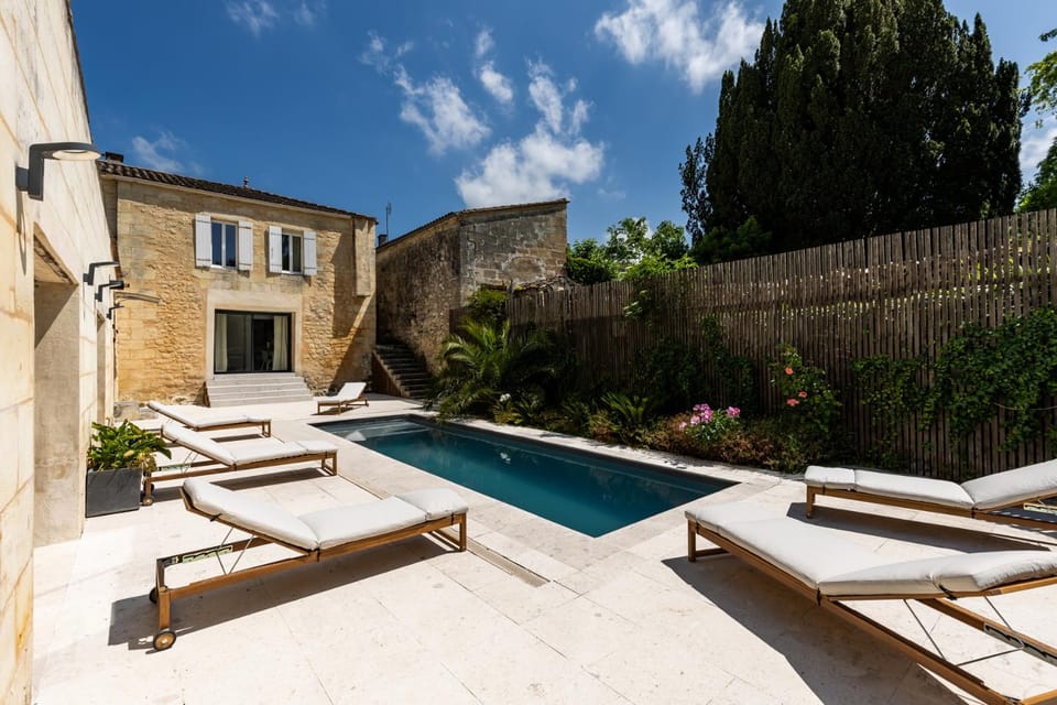 Patio, Day, Pool view, Swimming pool, sunbed