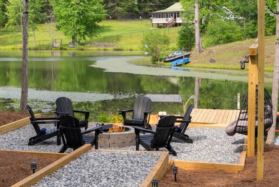New Build, Lake Fun, Near Helen Chalet in White County