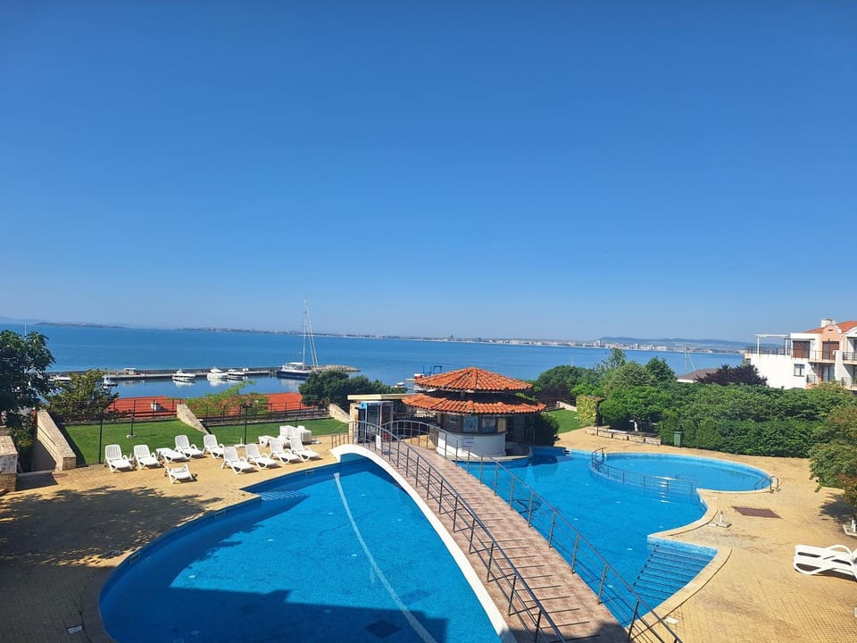 Lounge or bar, Sea view, Swimming pool