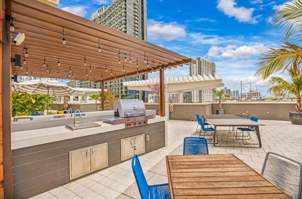 Property building, Patio, Entertainment, Entertainment