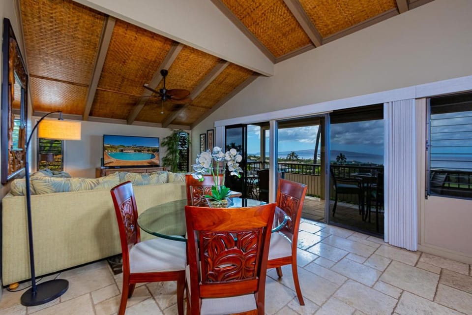 Wailea Ekolu 908 by Coldwell Banker Island Vacations Apartment in Wailea