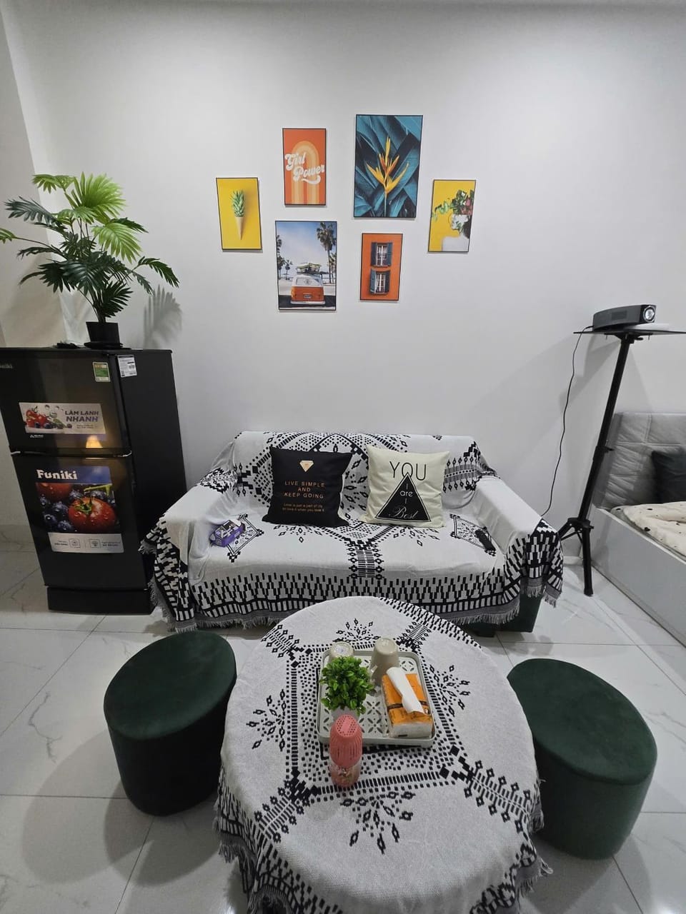 Photo of the whole room