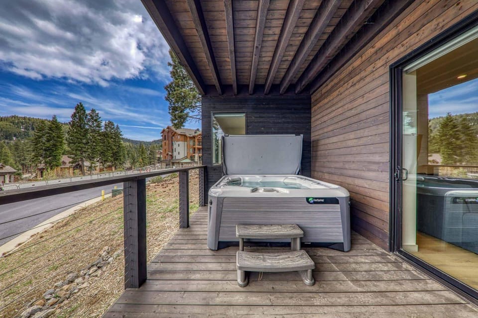 Village Walk 7470 by East West Hospitality House in Northstar Drive