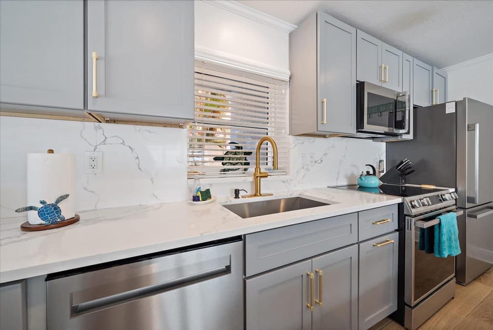 SiestaKeyVillageheated pool Apartment in Siesta Beach
