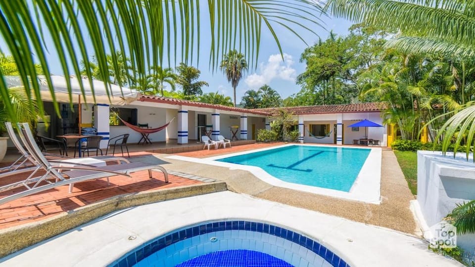 Patio, Day, Garden, Garden view, Pool view, Swimming pool, sunbed