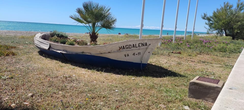 Off site, Beach
