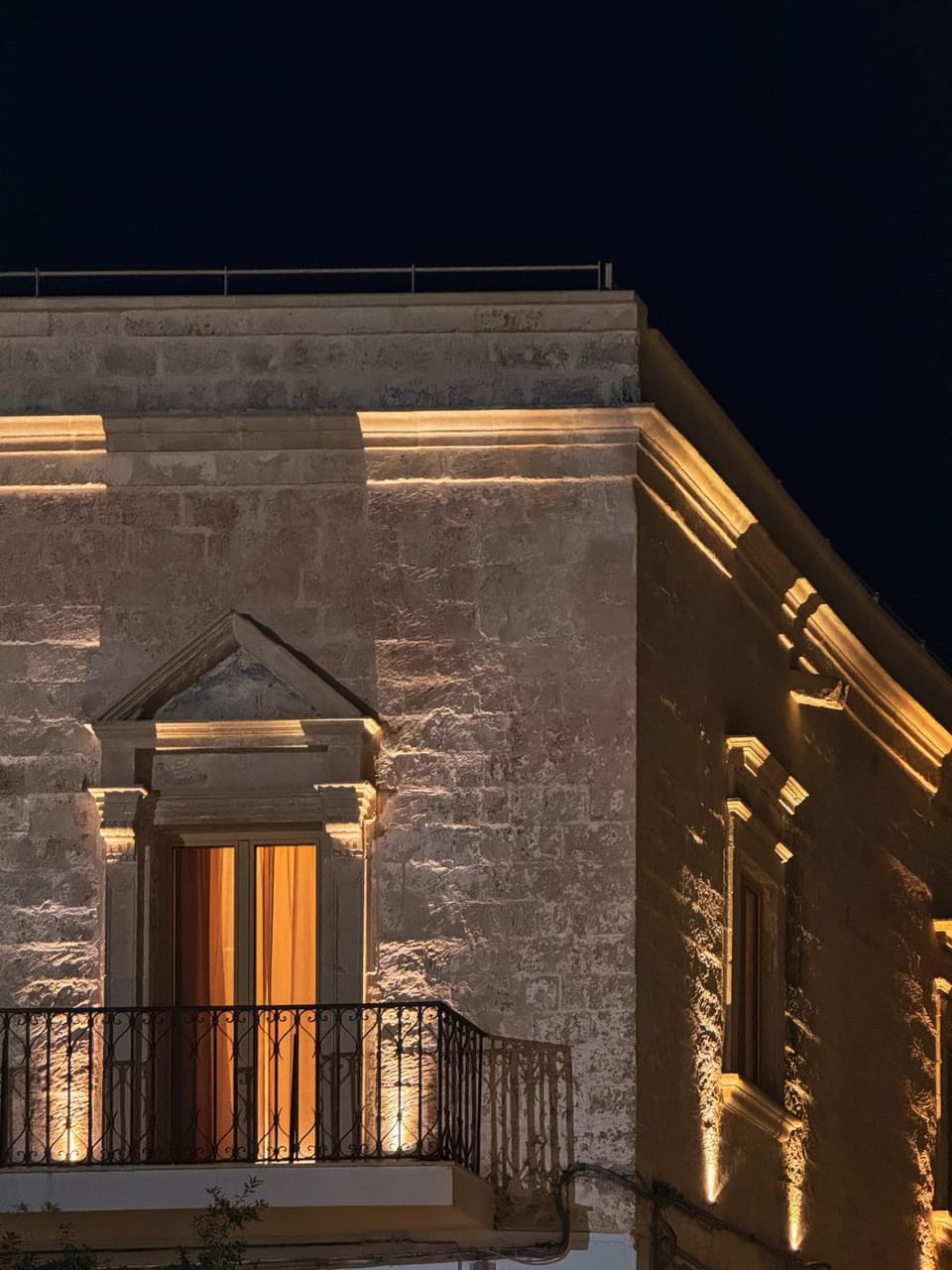 Night, Balcony/Terrace, City view, Landmark view