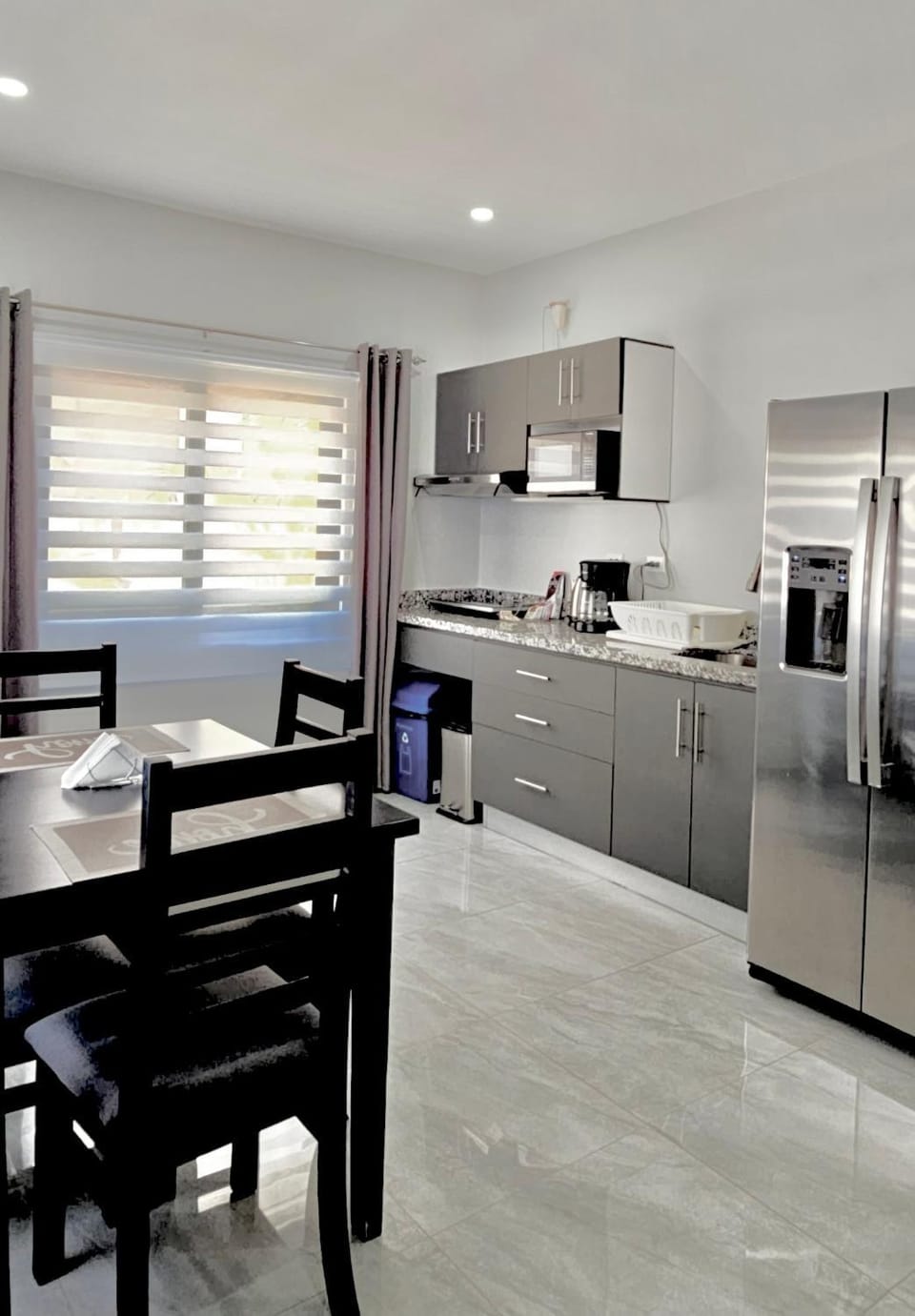 Kitchen or kitchenette, Dining area, stove, toaster