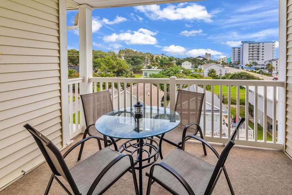 Ocean Pier 2 2Br N Myrtle Oasis Steps to Beach House in North Myrtle Beach