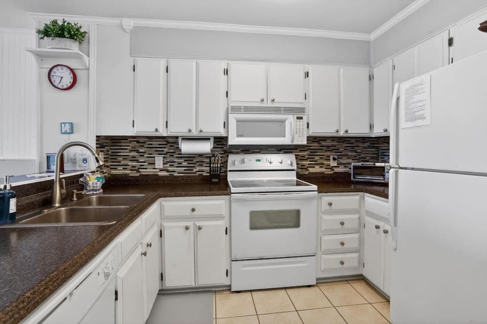Ocean Pier 2 2Br N Myrtle Oasis Steps to Beach House in North Myrtle Beach