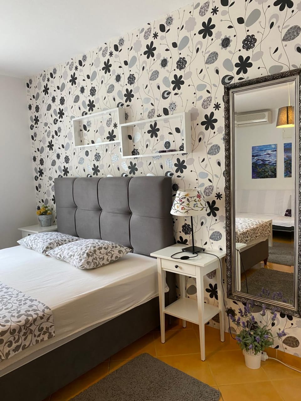 Decorative detail, Bedroom