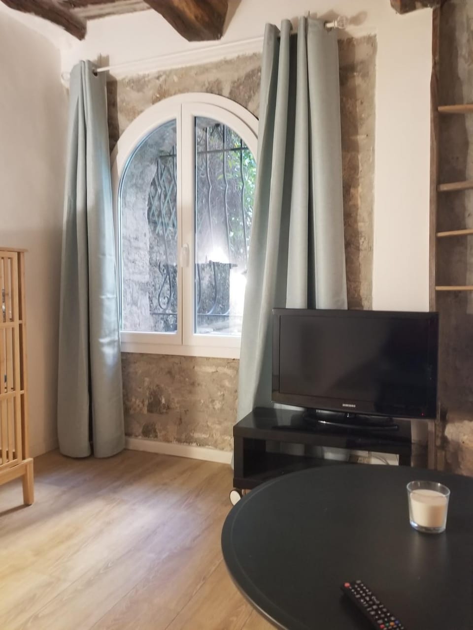 Studio de charme dans un ancien moulin à huile d'olive Apartment in Cagnes-sur-Mer