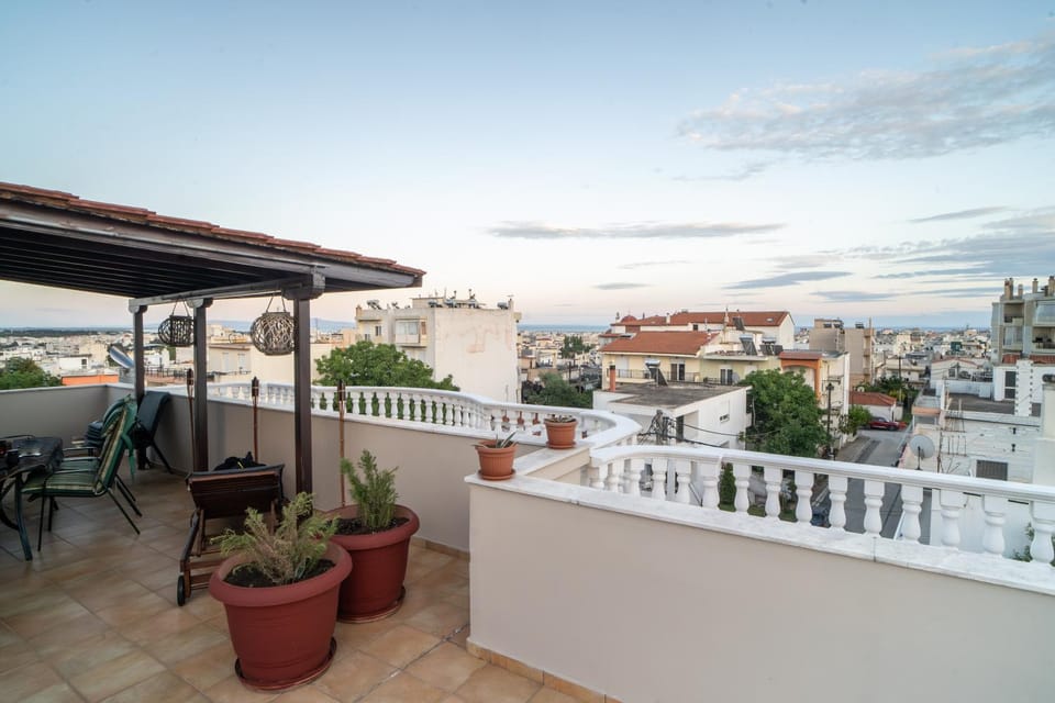 Patio, Day, View (from property/room), Balcony/Terrace, City view