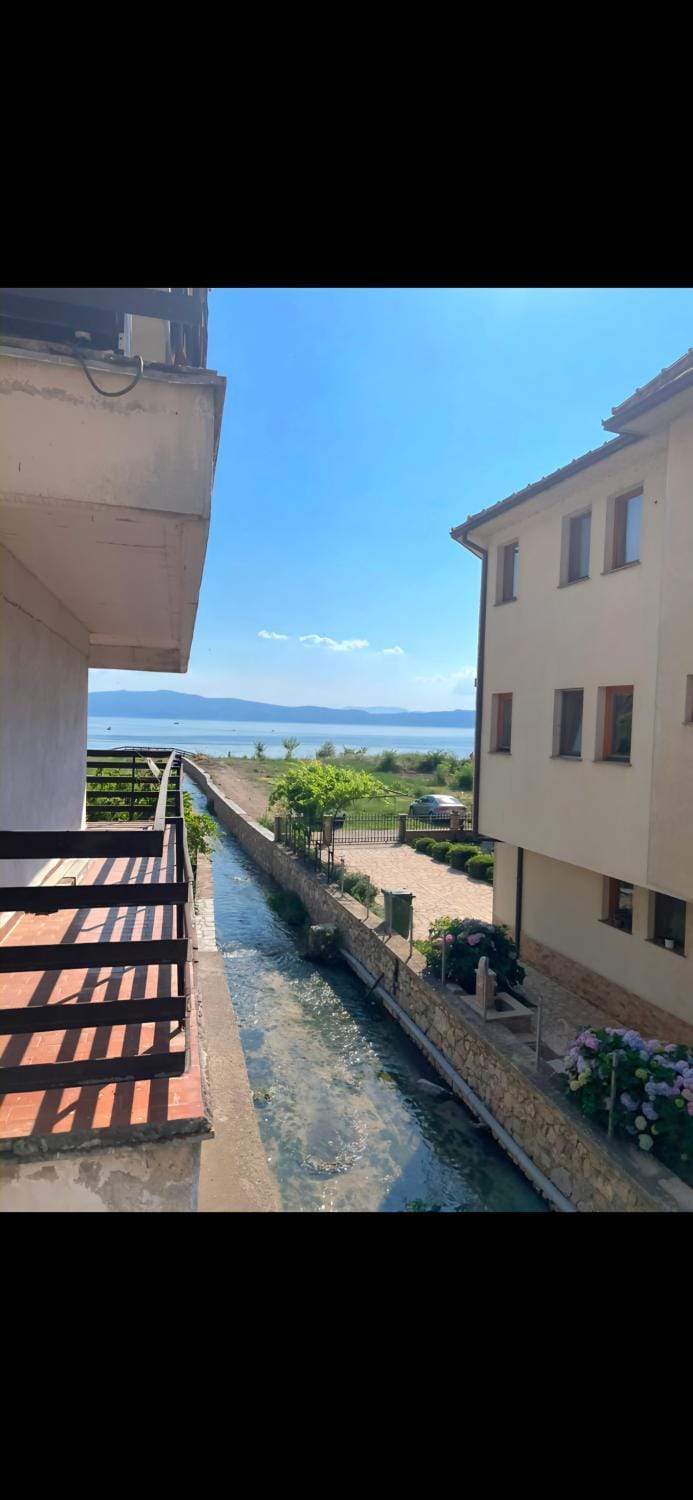 View (from property/room), Lake view