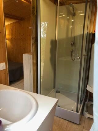 loue chalet calme tout équipé adult only Campground/ 
RV Resort in Nouvelle-Aquitaine