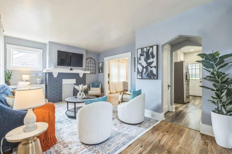 TV and multimedia, Living room