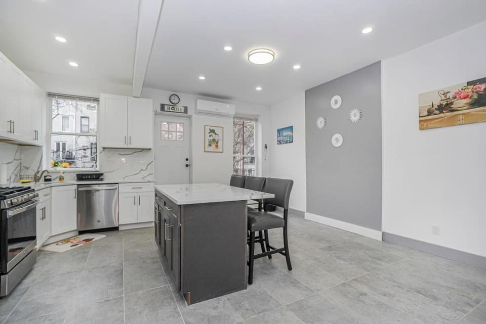 Luxury 3BE 3BA Duplex in Brooklyn just Few minutes to NYC Apartment in Bedford-Stuyvesant