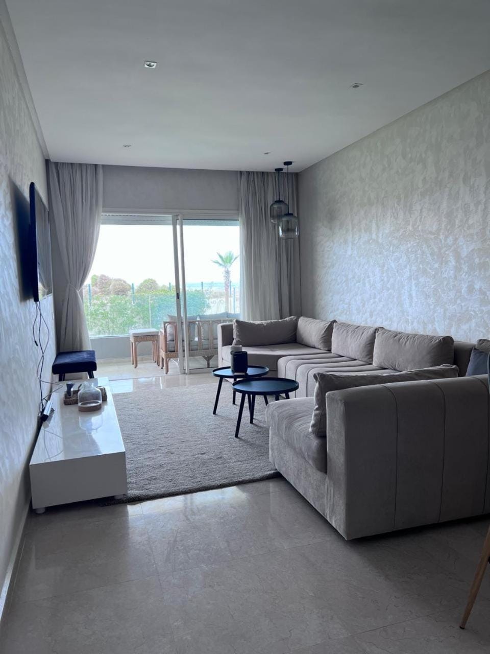 Sidi Rahal Blue View 3, front mer, accès plage 1 Piscine Apartment in Casablanca-Settat