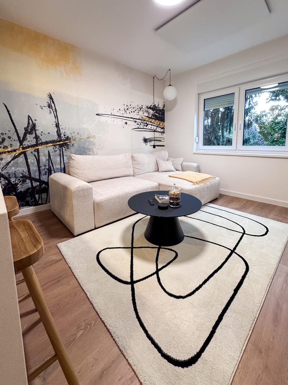 Living room, Seating area