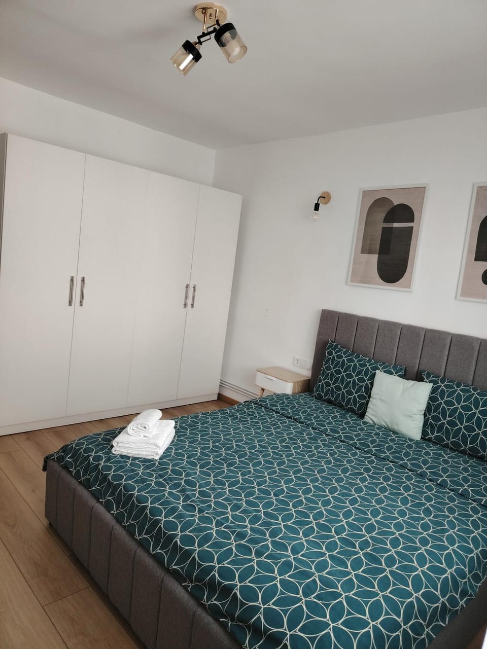 Bed, Bedroom, wardrobe