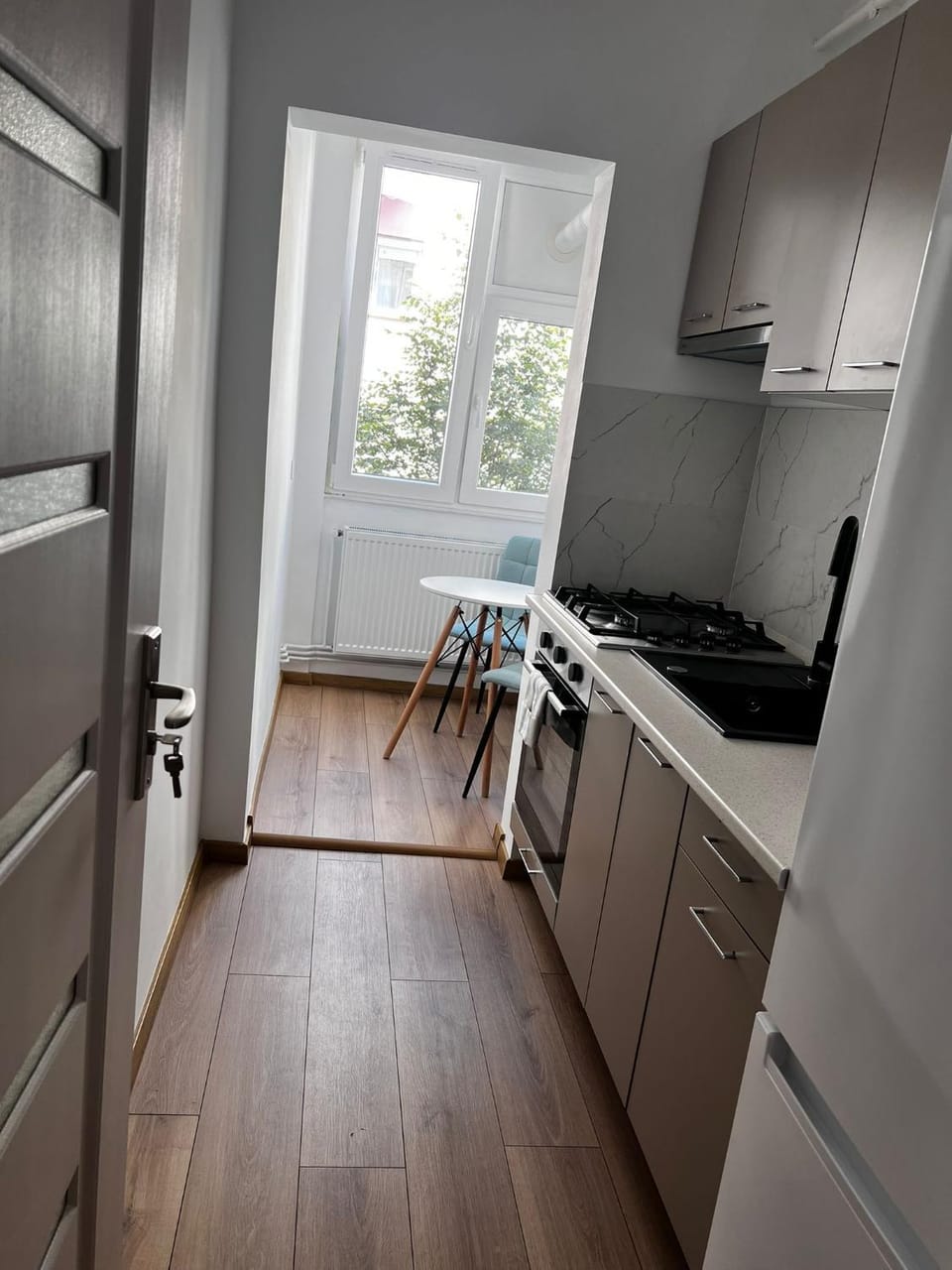 Kitchen or kitchenette, stove