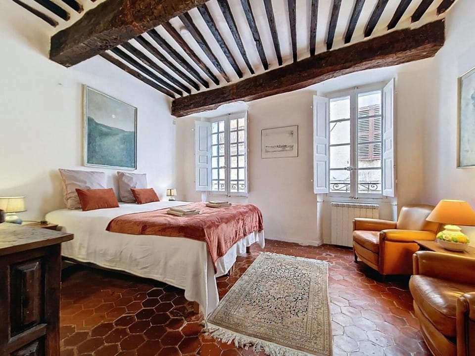 Studio style provençal Apartment in French Riviera