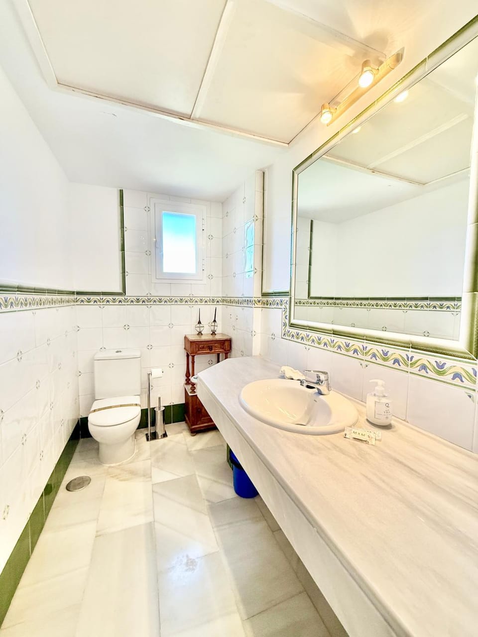 Penthouse Golden Mile Seaviews With Paddle Court - EaW Homes Apartment in Marbella
