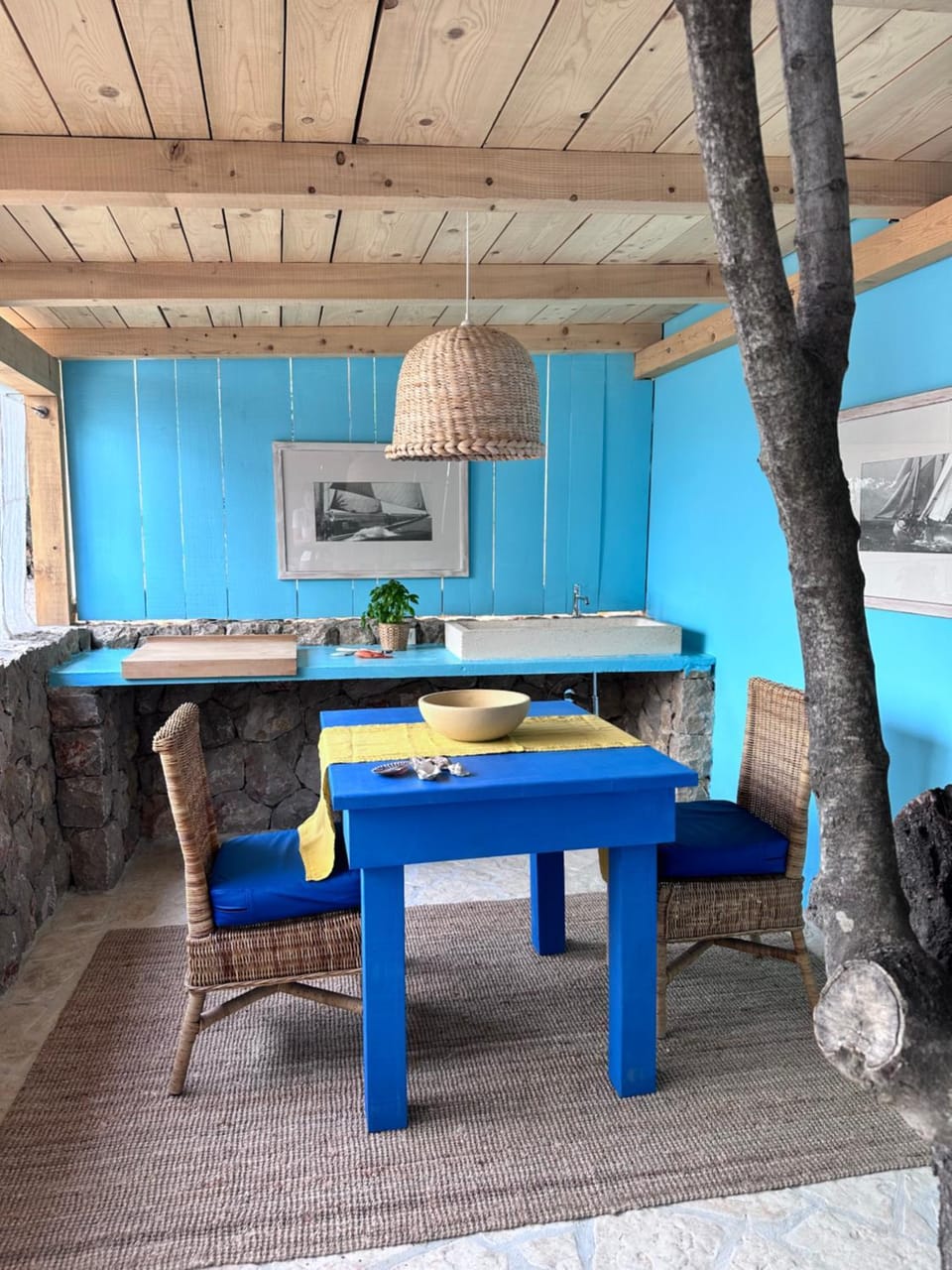 Living room, Dining area