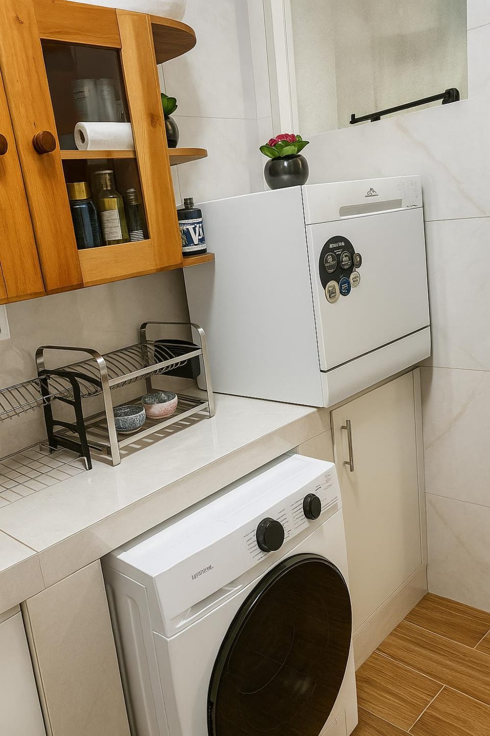 dishwasher, microwave, laundry, washing machine