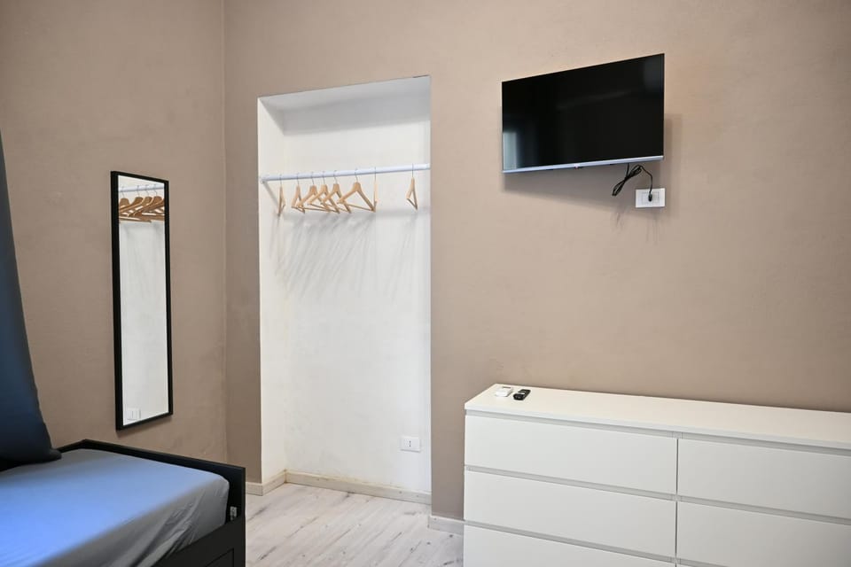 TV and multimedia, wardrobe