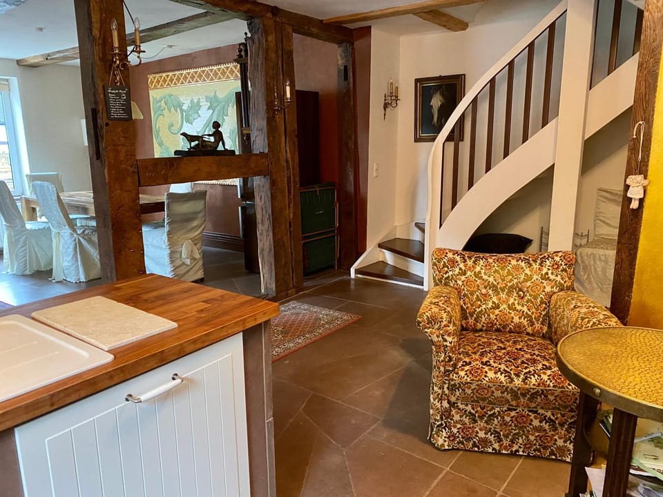Living room, Lounge or bar