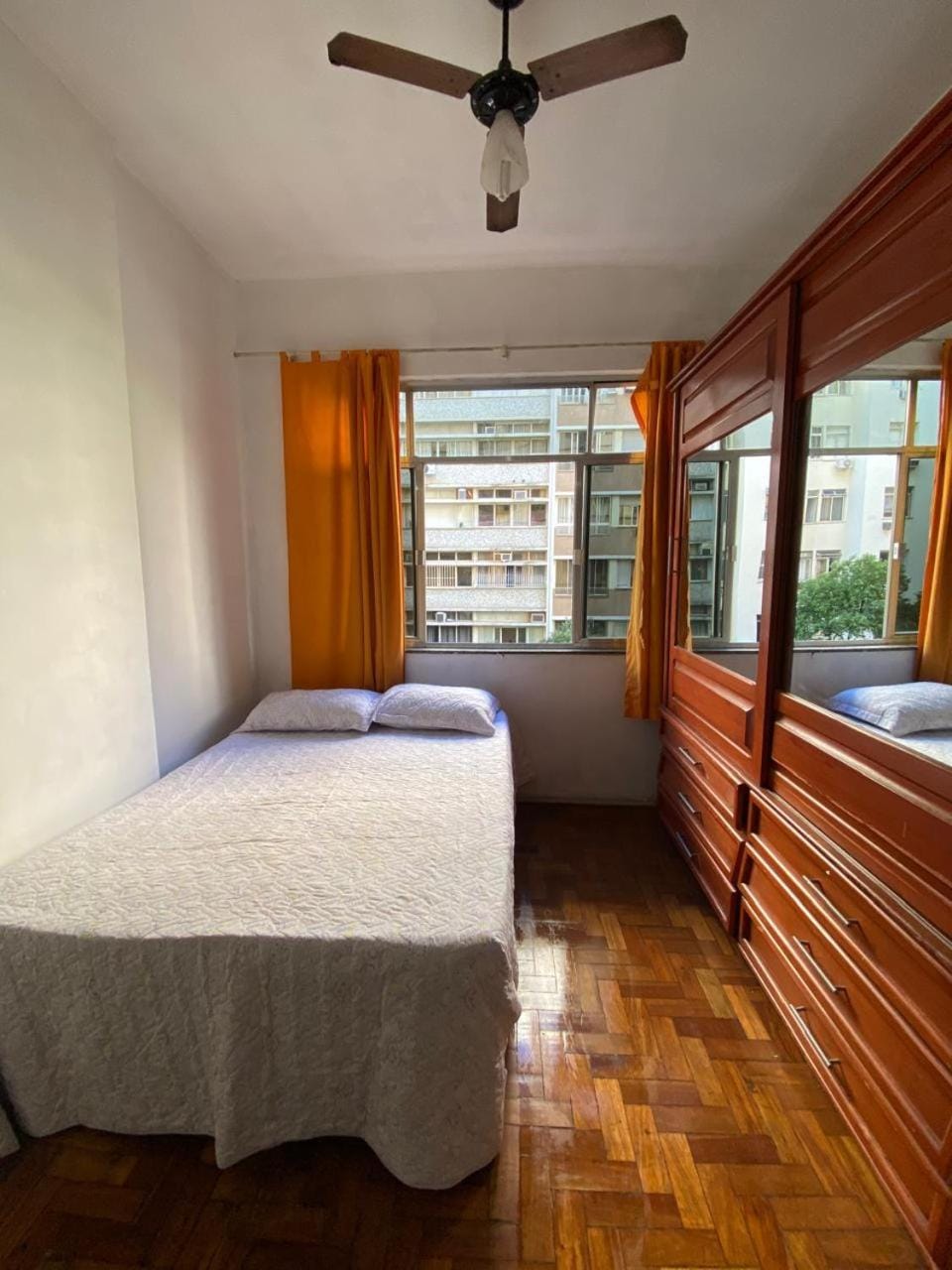 Backdoor Copacabana Palace Apartment in Rio de Janeiro