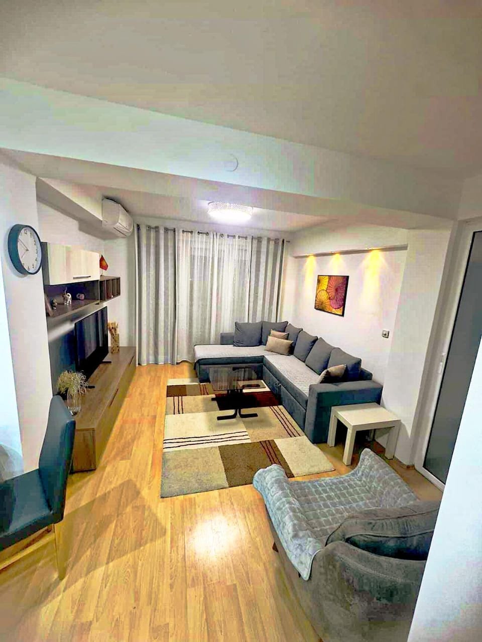 Communal lounge/ TV room, Seating area, Evening entertainment