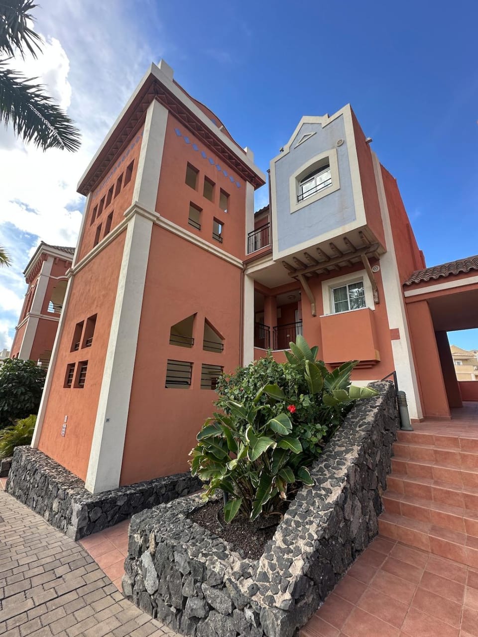 Royal Palace- Granada Park Apartment in Playa de las Americas