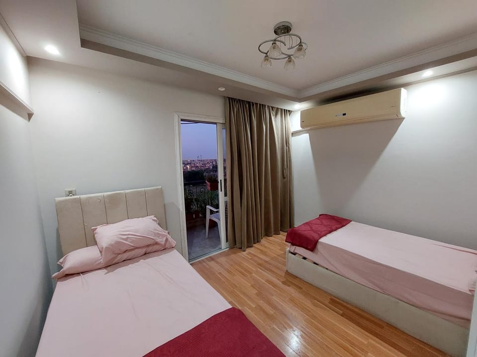 Rehab City Hotel Rooms men only Vacation rental in New Cairo City