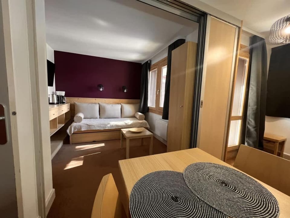 Neiges & Piscine House in Mâcot-la-Plagne