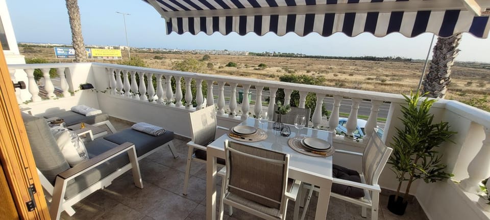 El oasis azul Apartment in Vega Baja del Segura