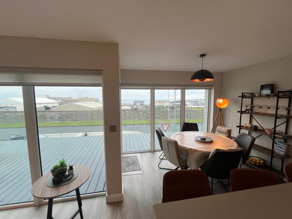 Rose's Strand Road House in Portstewart