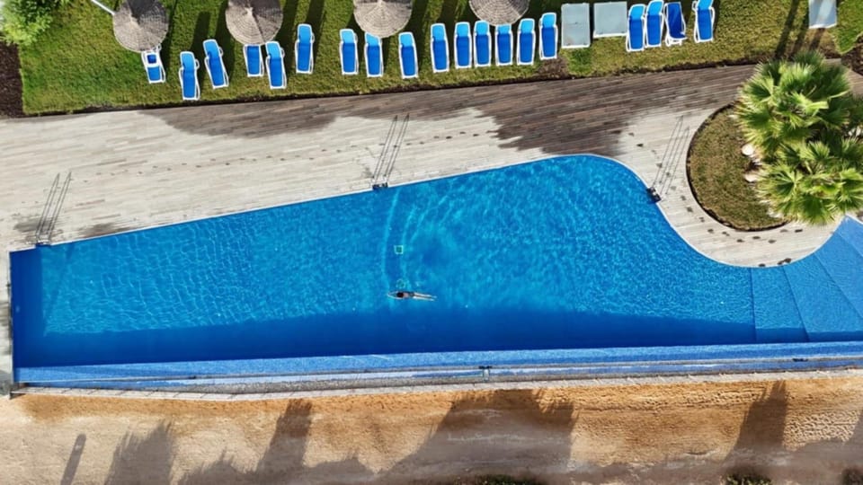 Posidonia Apartment, ground floor with garden,3 swimming pools, jacuzzi,parking space Apartment in Vega Baja del Segura
