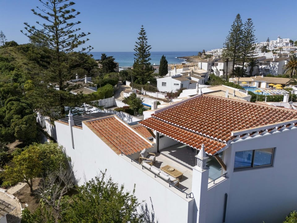 Bird's eye view, Sea view