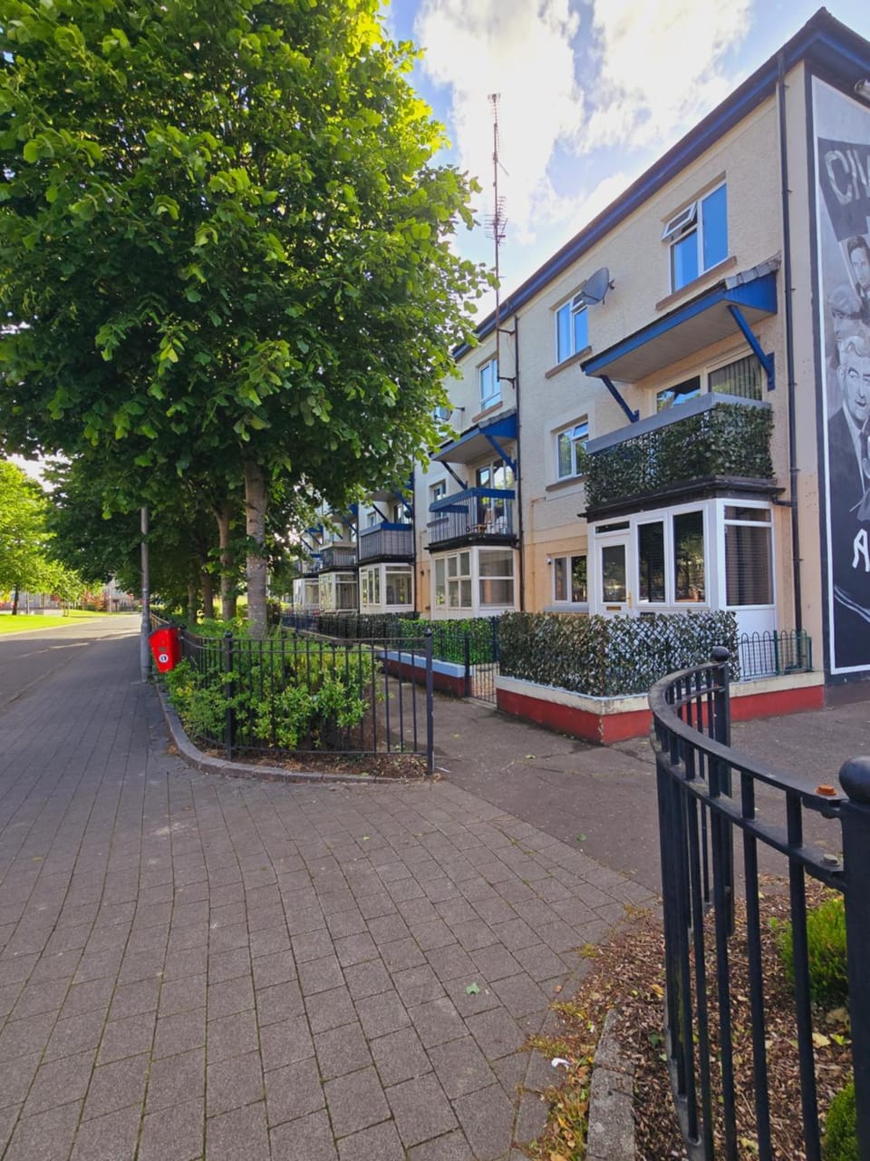 Property building, Neighbourhood, View (from property/room)