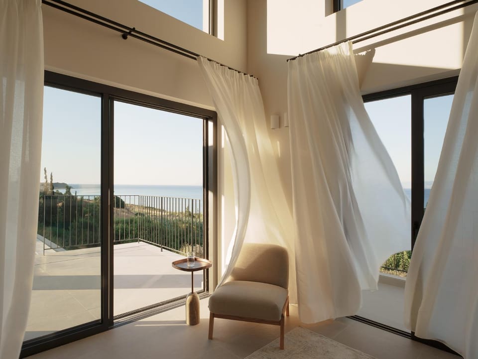 Balcony/Terrace, Living room
